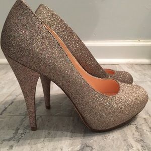 Glitter pumps, never worn